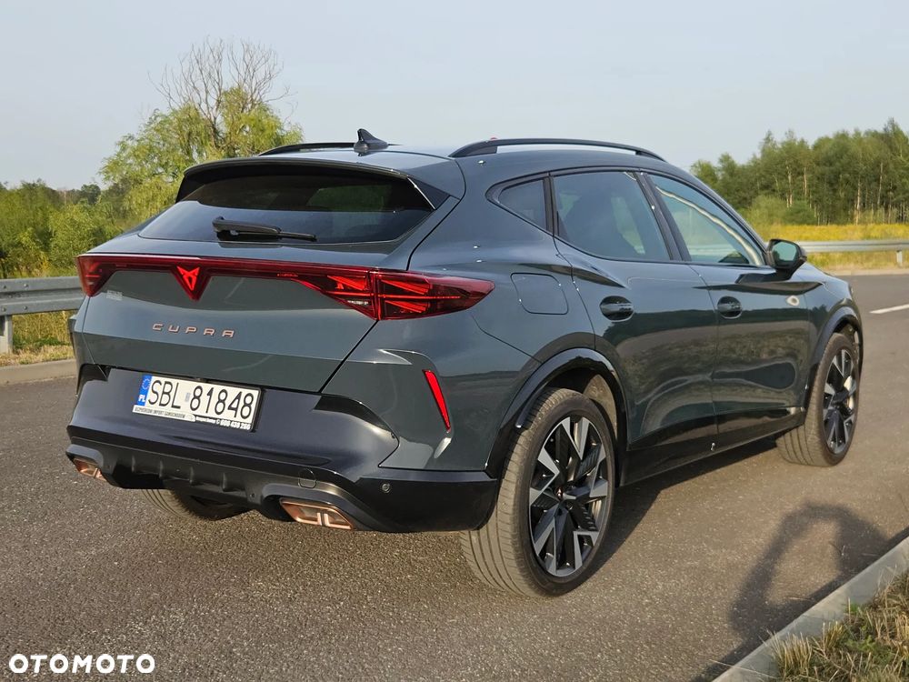 Cupra Formentor 1.5 e-Hybrid DSG VZ Black Edition - 4