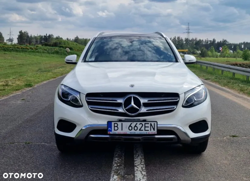 Mercedes-Benz GLC 300 4Matic 9G-TRONIC Exclusive - 2