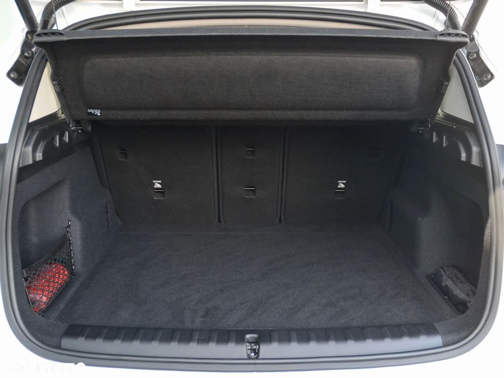 BMW X1 sDrive20i mHEV - 20