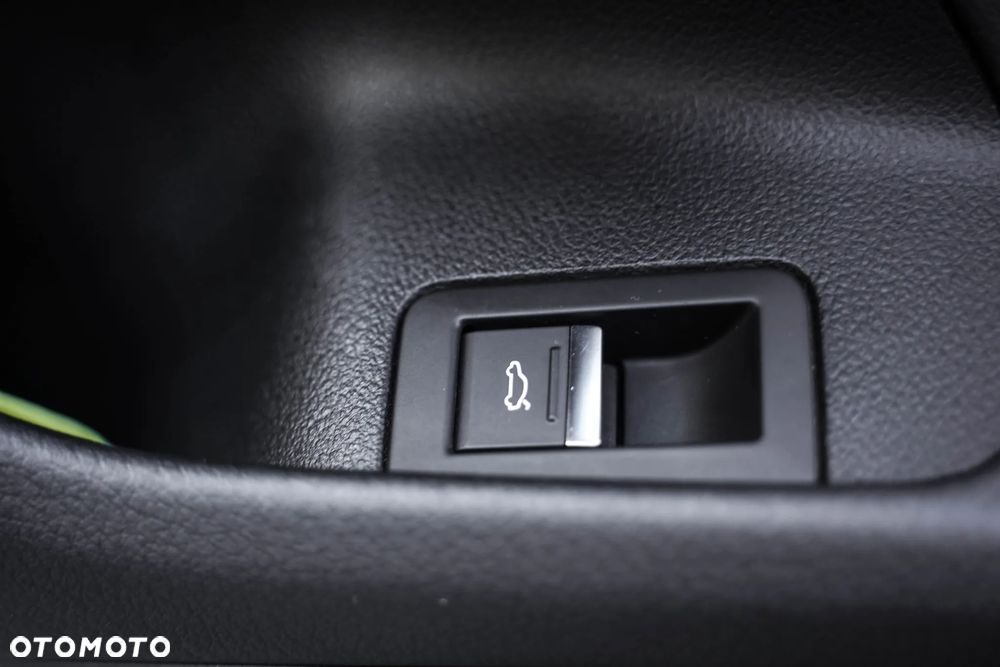 Audi A6 Allroad - 25