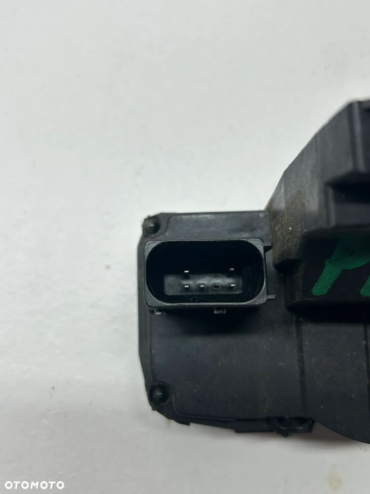 SAAB 93 9-3 zamek 5 PIN tylny tył prawy 2006-2011 12759698 - 2