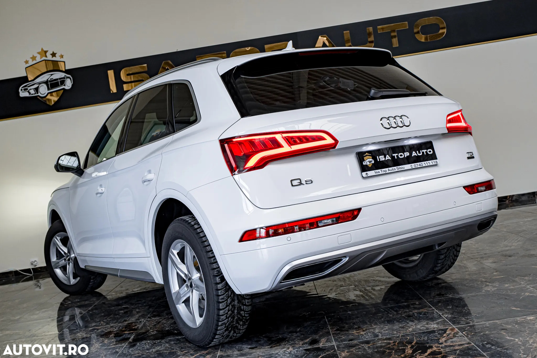 Audi Q5 2.0 40 TDI quattro S tronic Sport - 27