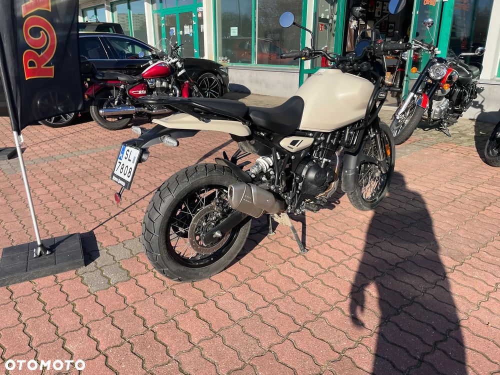 Royal Enfield Himalayan - 3