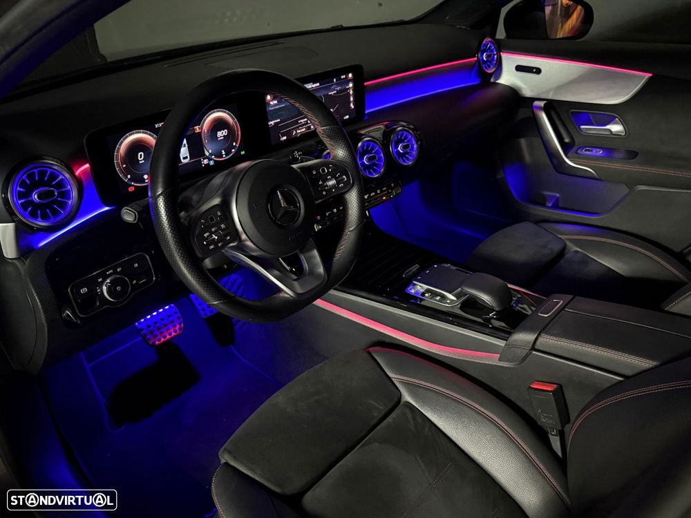 Mercedes-Benz A 200 Limousine 7G-DCT AMG Line - 11