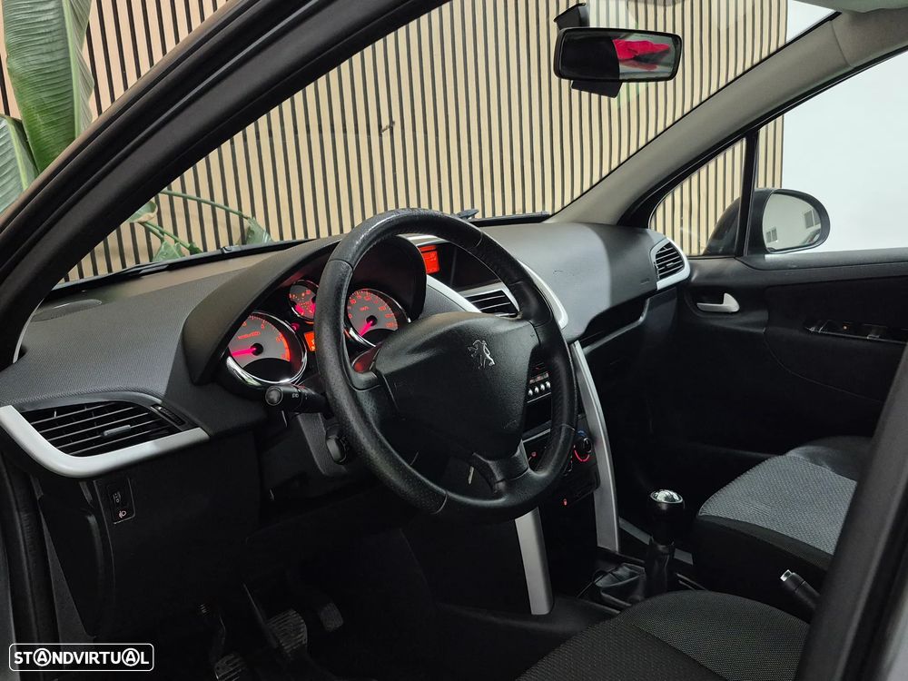 Peugeot 207 1.4 HDi Sport - 12