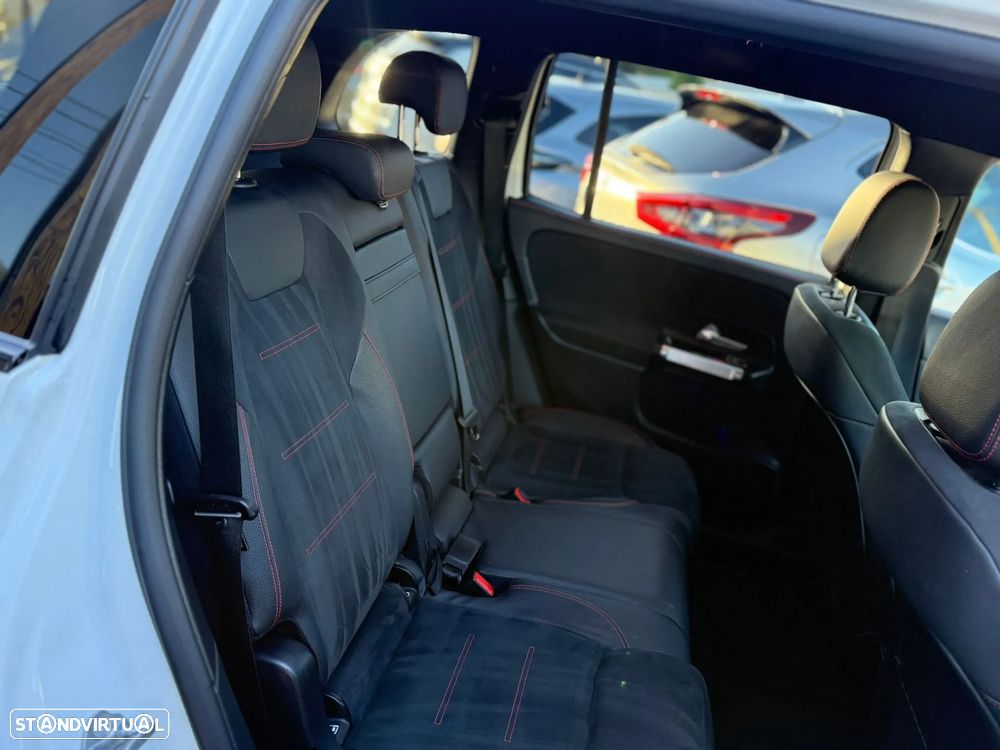 Mercedes-Benz GLB 200 d AMG Line - 13