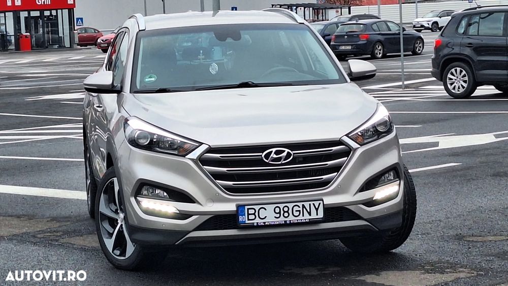 Hyundai Tucson blue 2.0 CRDi 4WD Aut. Premium - 26