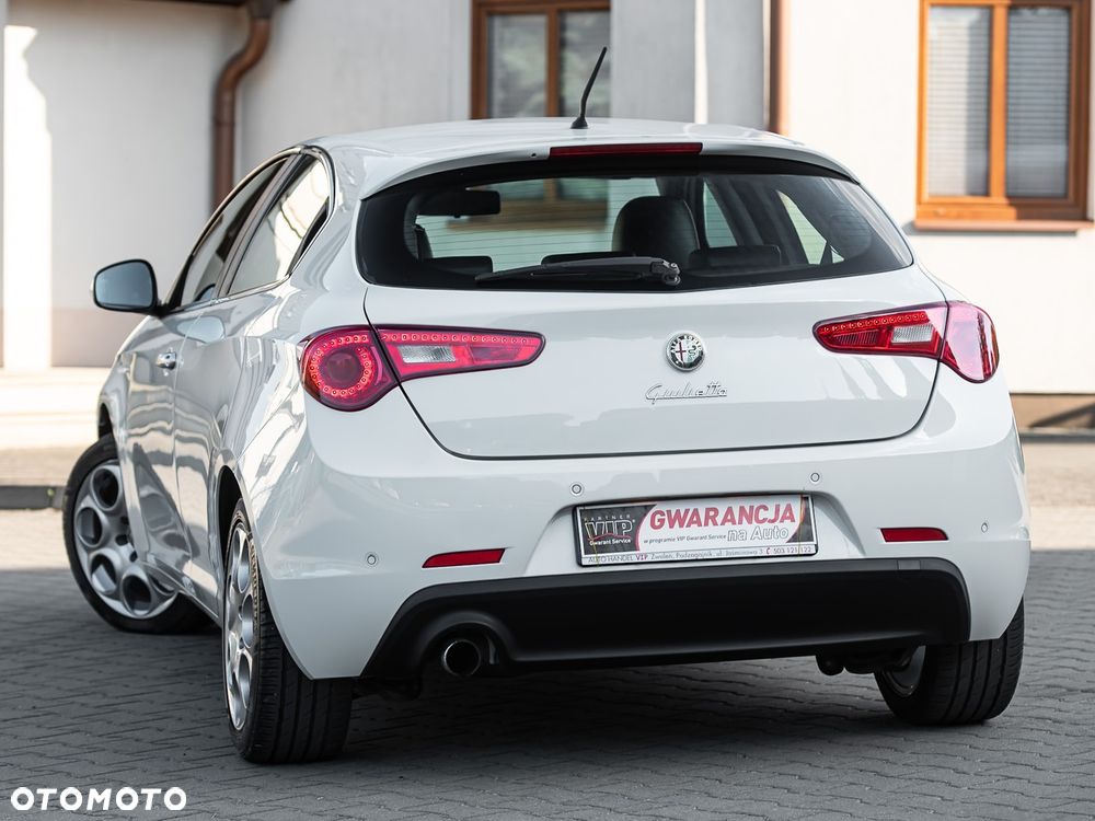 Alfa Romeo Giulietta 1.6 JTDM 16V Business - 8