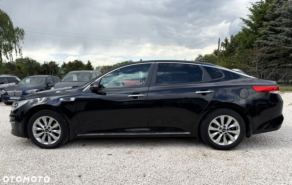 Kia Optima - 8