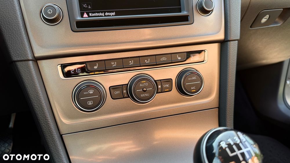 Volkswagen Golf 1.4 TSI BlueMotion Technology Lounge - 26