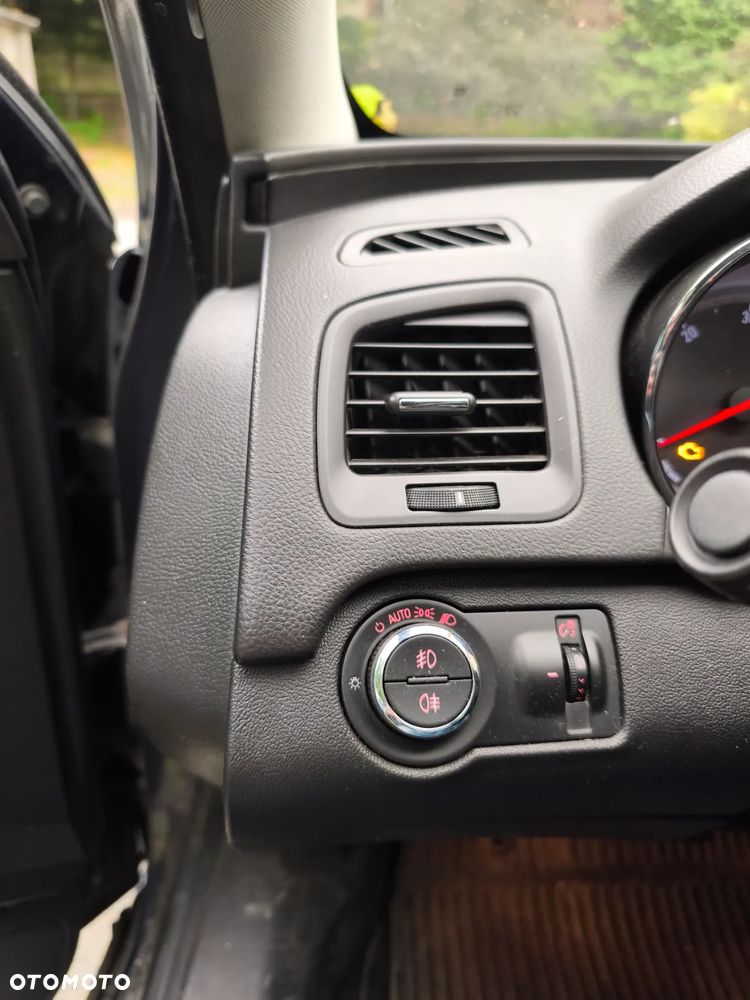 Opel Insignia 2.0 CDTI Automatik - 9