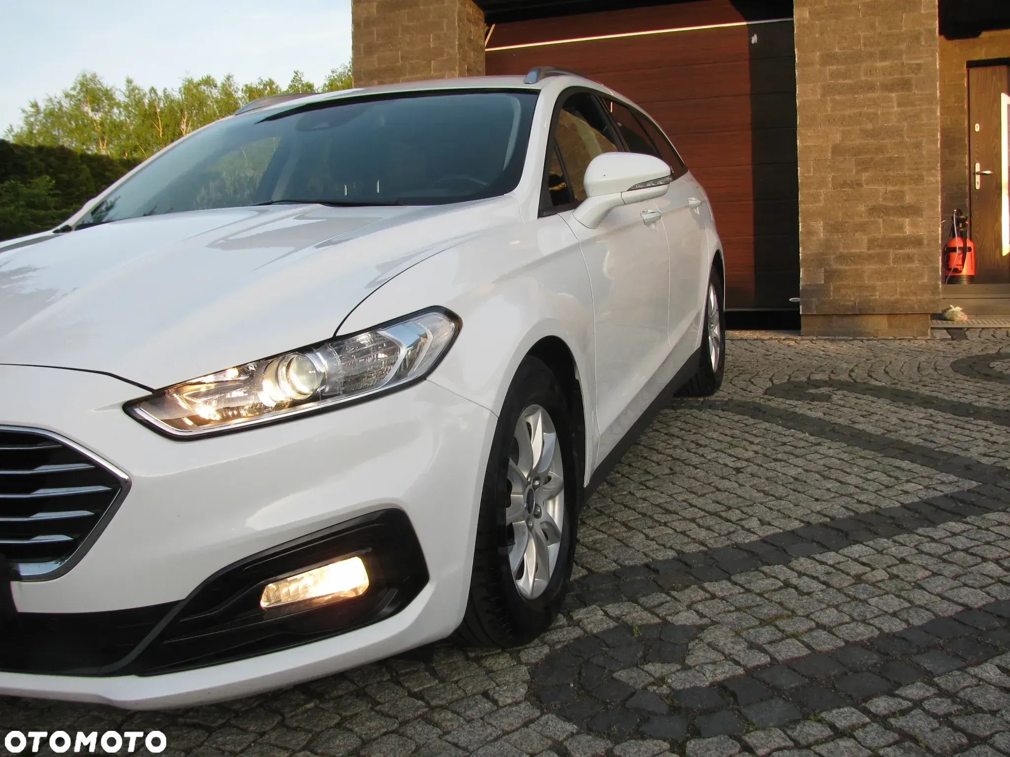 Ford Mondeo - 31