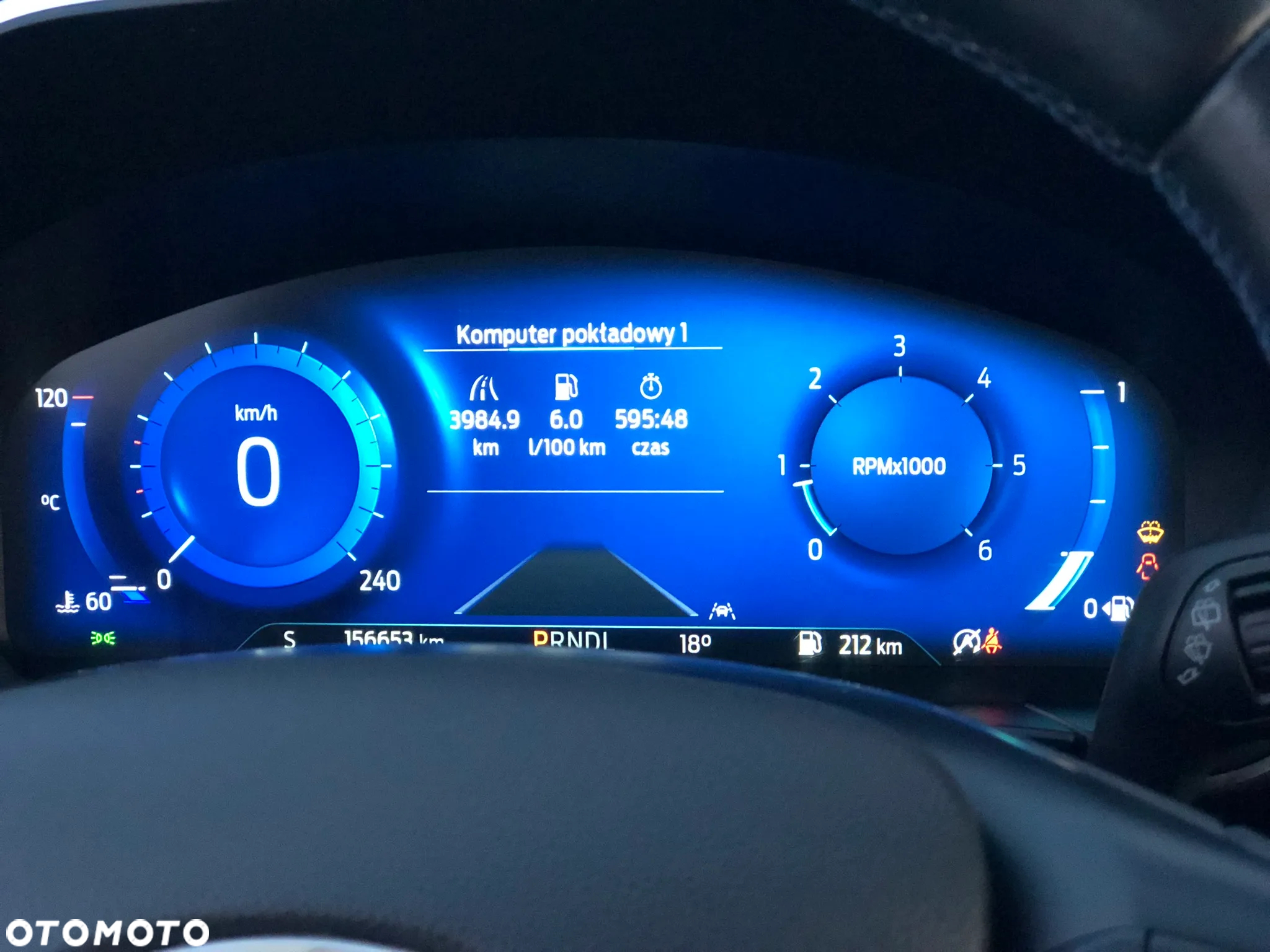 Ford Kuga 1.5 EcoBlue TITANIUM - 36