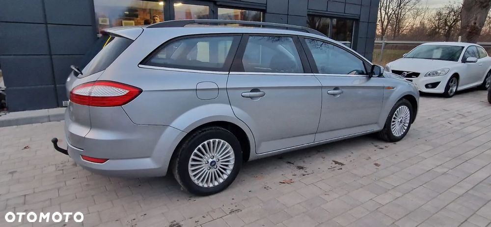 Ford Mondeo 2.0 Futura X - 2
