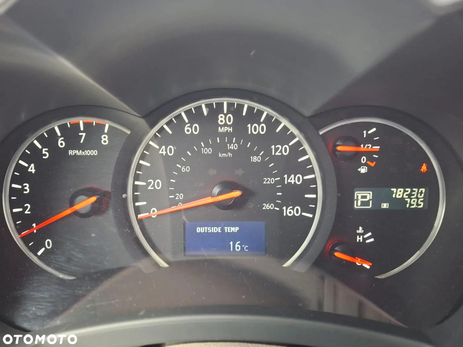 Nissan Quest - 8