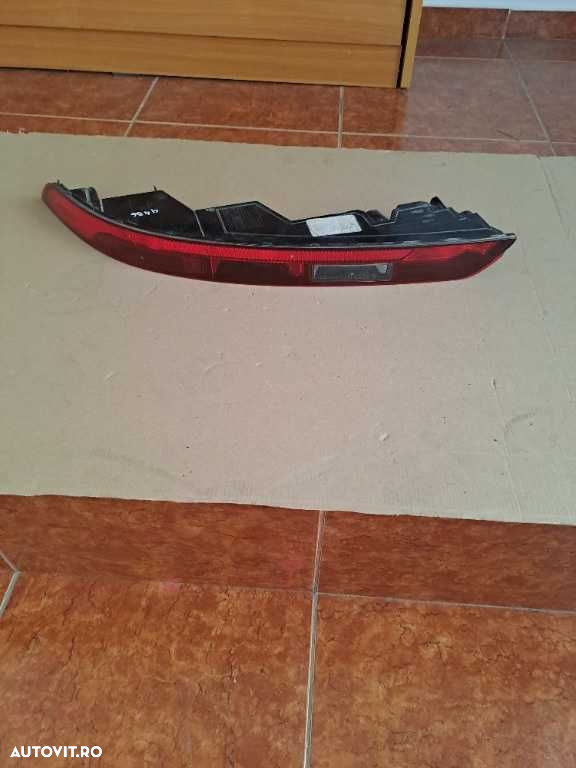 Stop lampa stanga bara spate Audi Q5