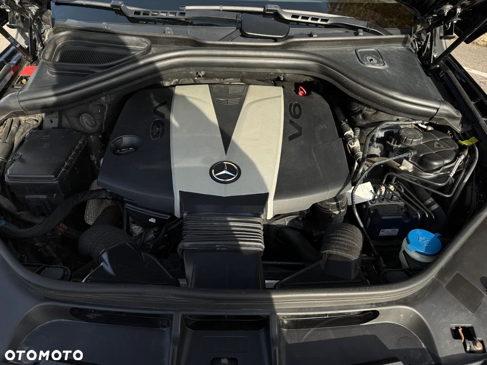 Mercedes-Benz ML 350 BlueTEC 4MATIC 7G-TRONIC Edition 1 - 21