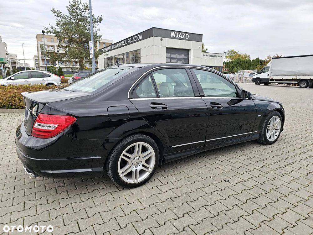 Mercedes-Benz Klasa C 280 7G-TRONIC Avantgarde Sport Edition + - 14
