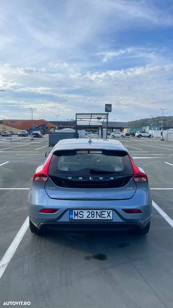Volvo V40 D2 Basic - 4