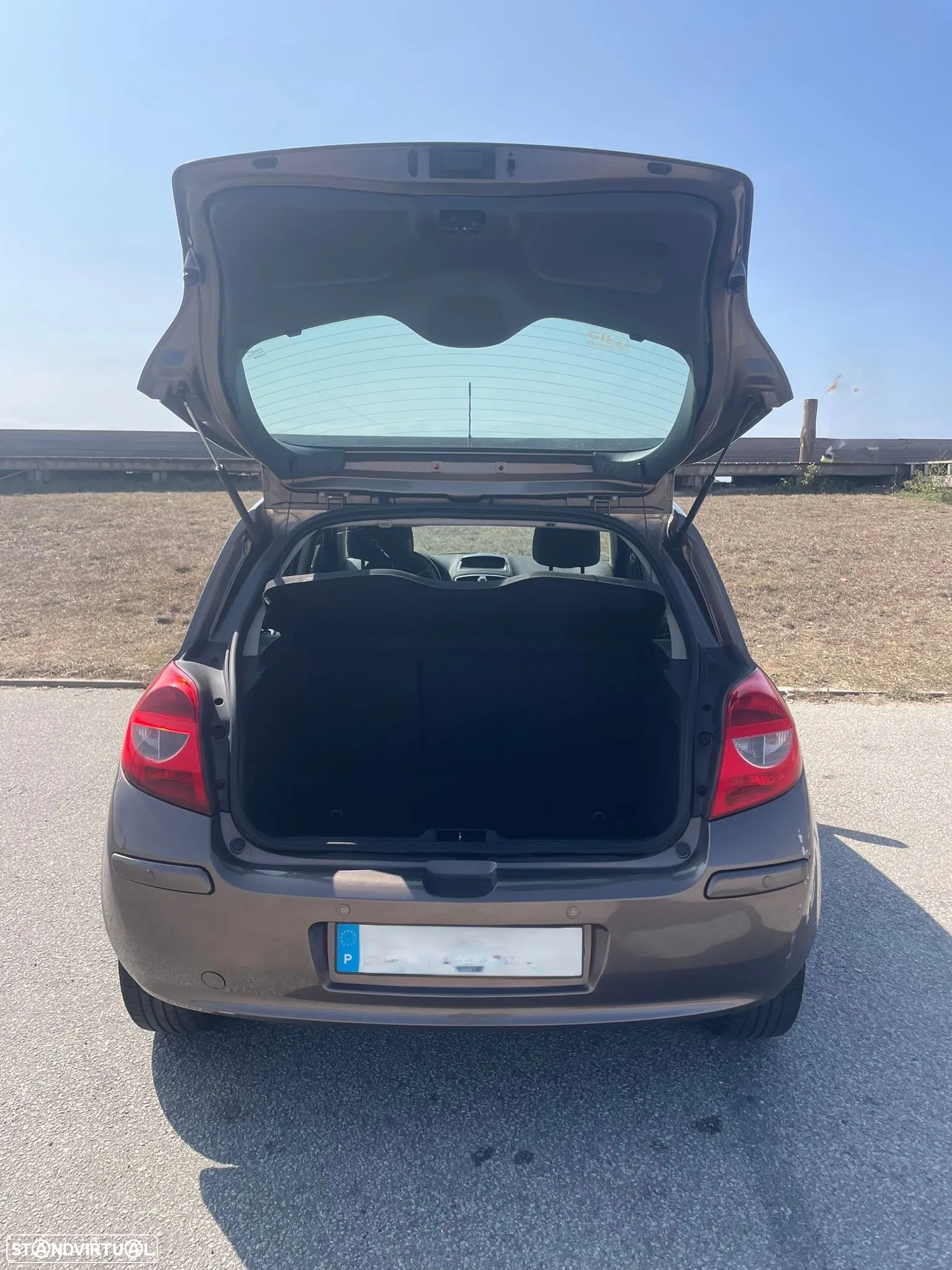 Renault Clio 1.5 dCi Dynamique - 5