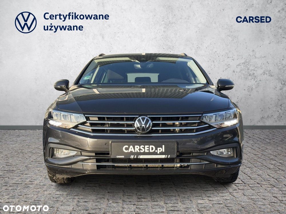 Volkswagen Passat - 10