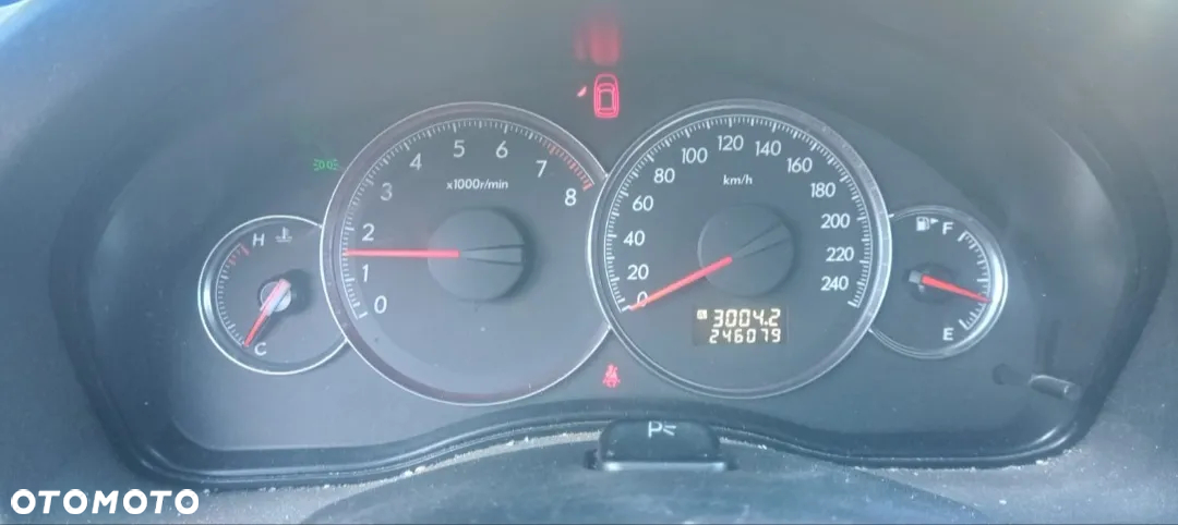 Subaru Legacy - 19