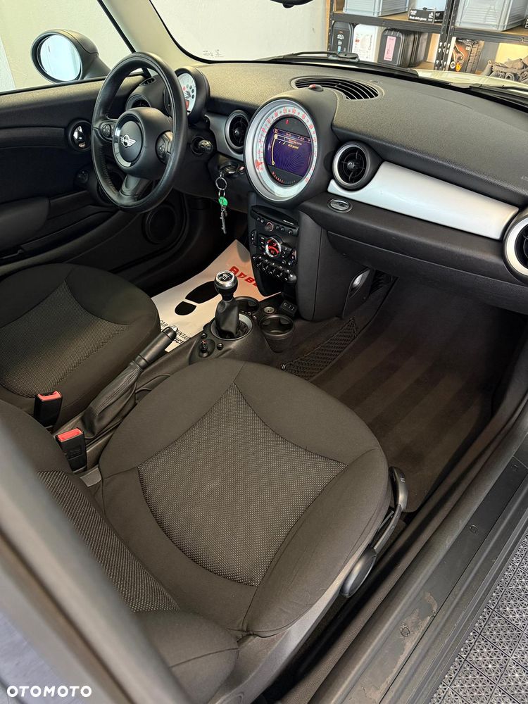 MINI Clubman One D - 13
