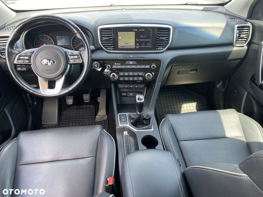 Kia Sportage - 12