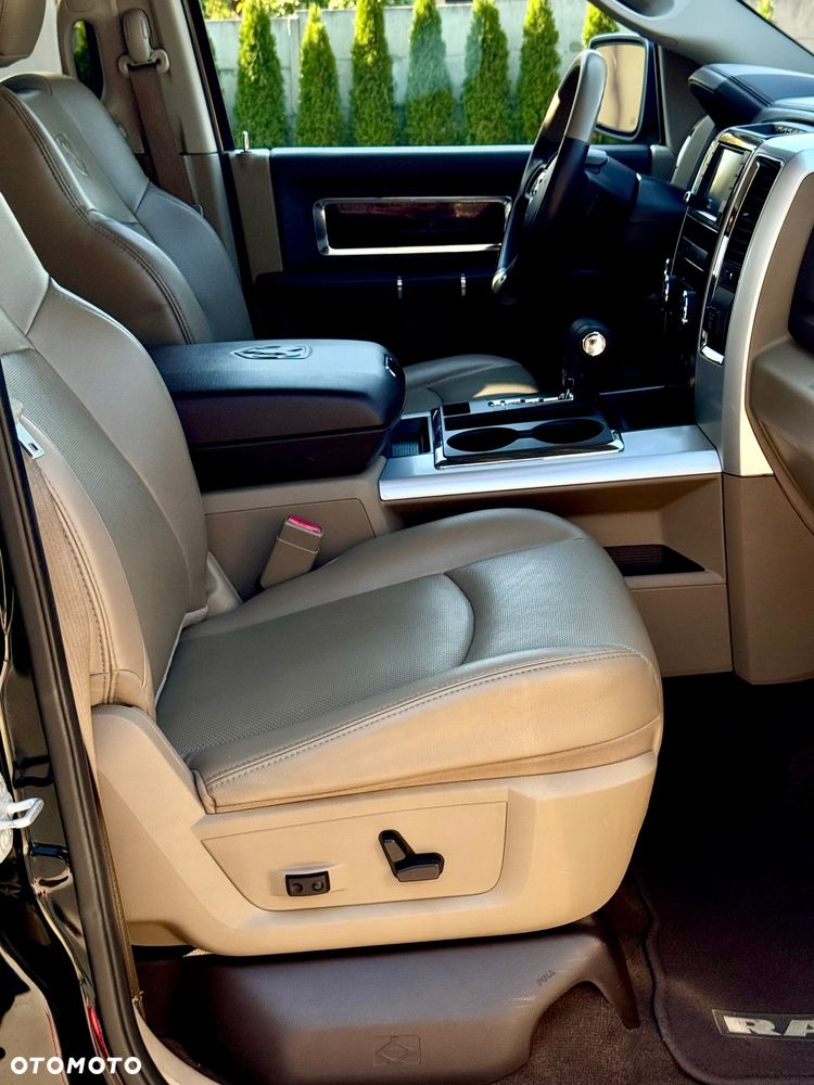 Dodge RAM 5.7 4x4 - 35