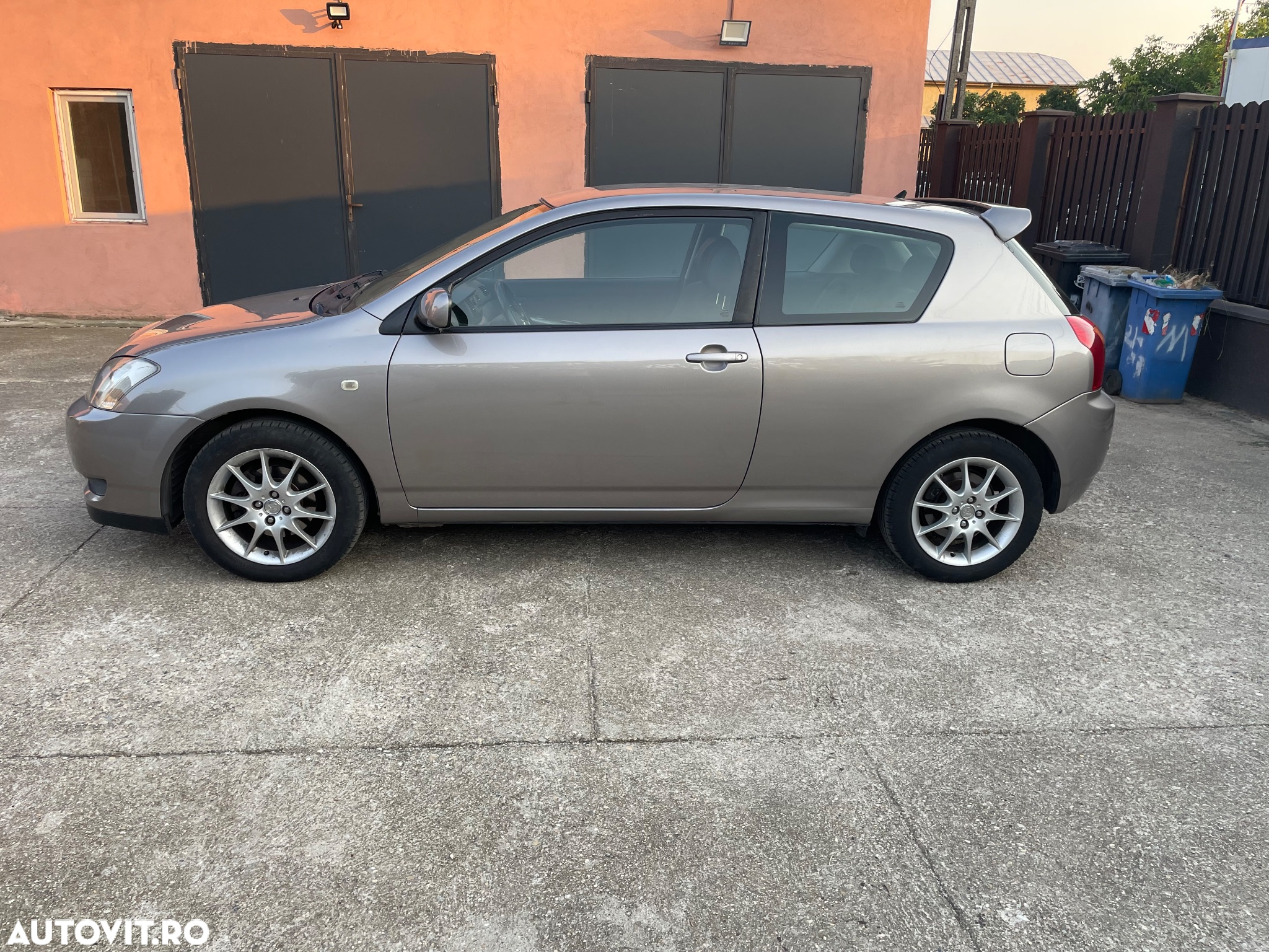 Toyota Corolla 1.8 T-Sport - 9