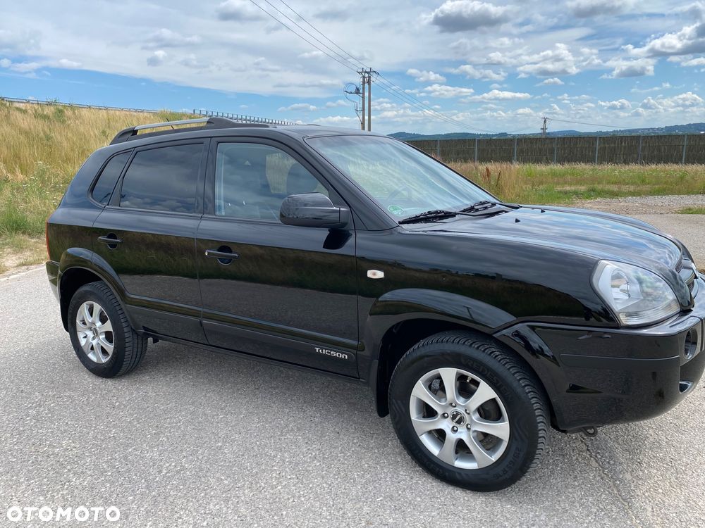 Hyundai Tucson 2.0 2WD GLS Navi - 15