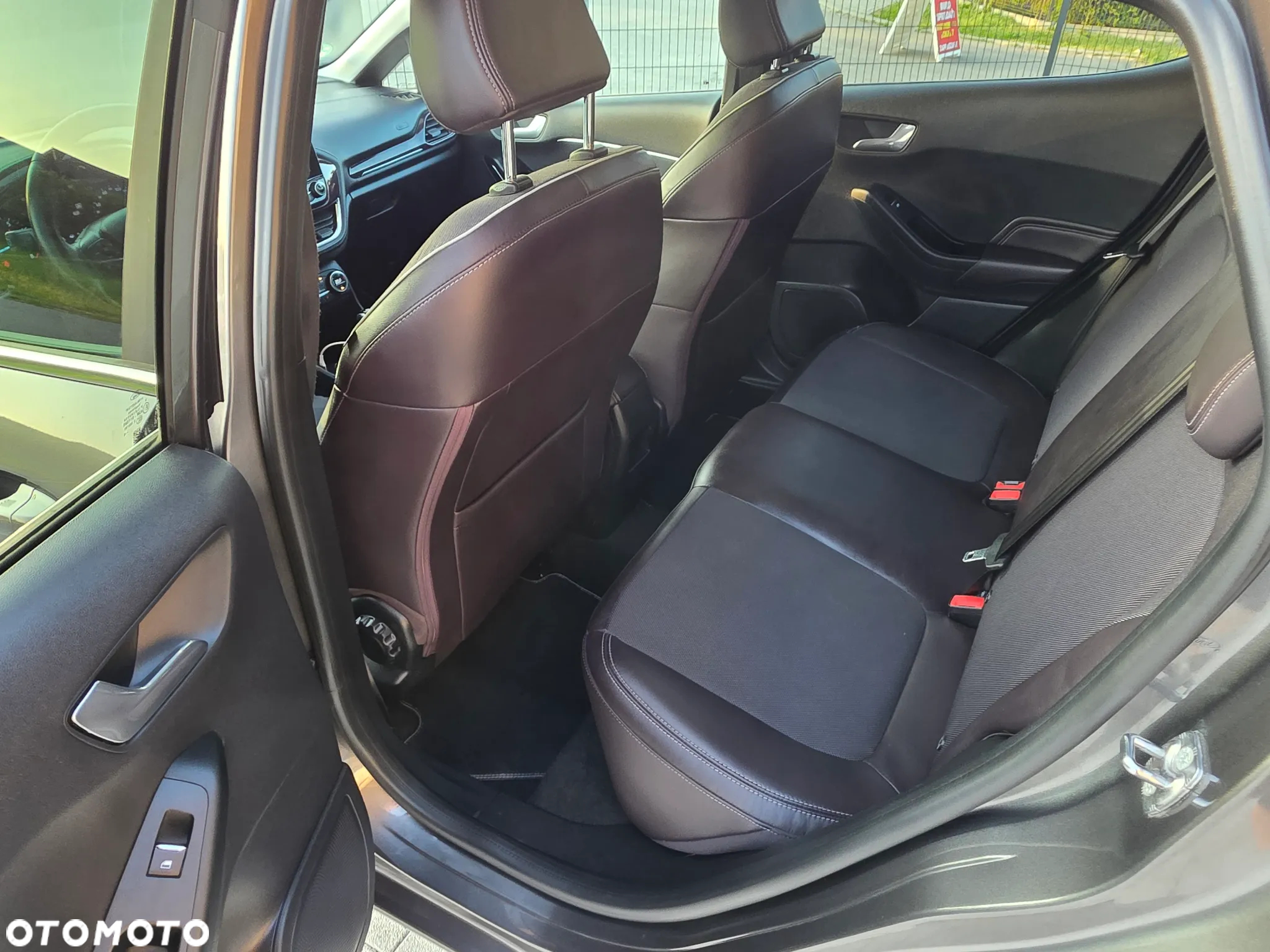 Ford Fiesta 1.0 EcoBoost S&S VIGNALE - 10