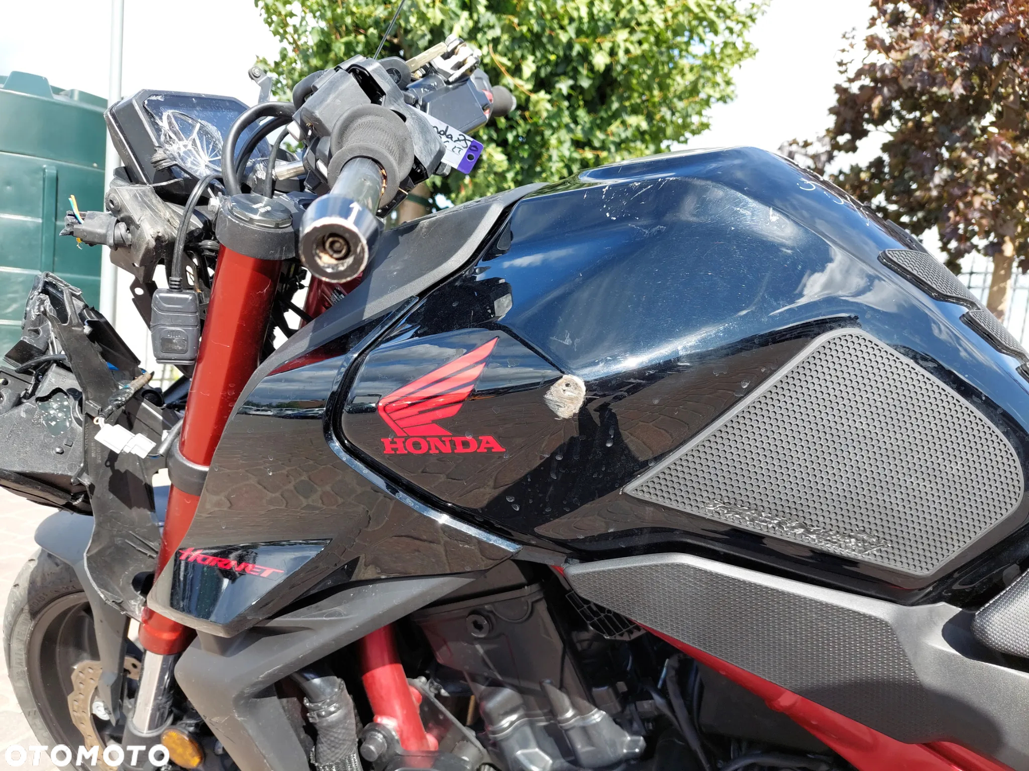 Honda Hornet - 15