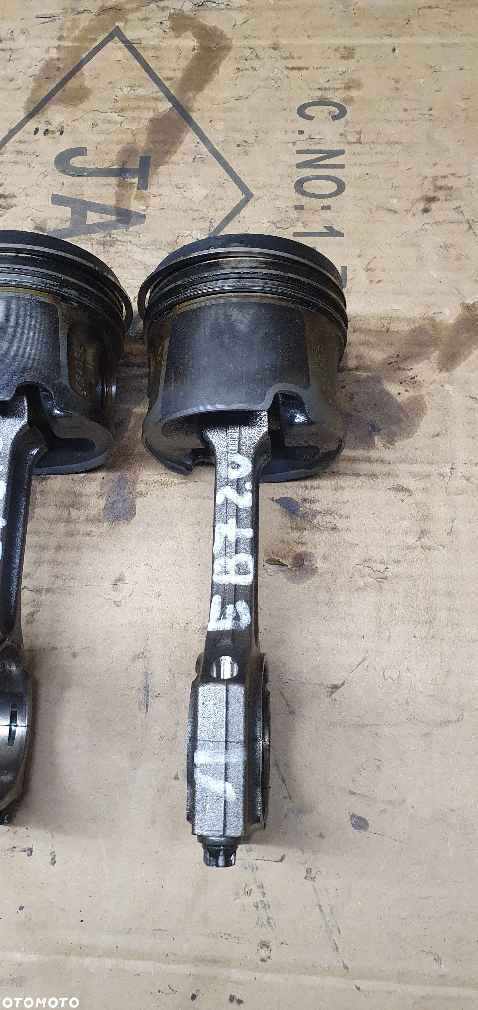 Tłok korbowód BMW I E87 Lift 2.0D N47D20A - 5