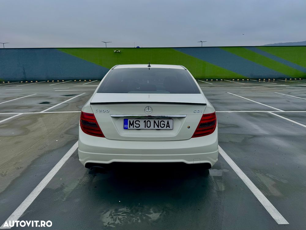 Mercedes-Benz C - 5