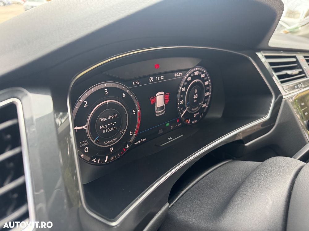 Volkswagen Tiguan - 30