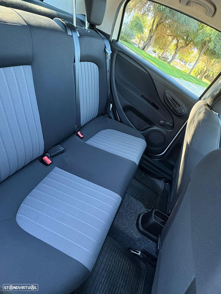 Fiat Punto 1.3 M-Jet Easy S&S - 10