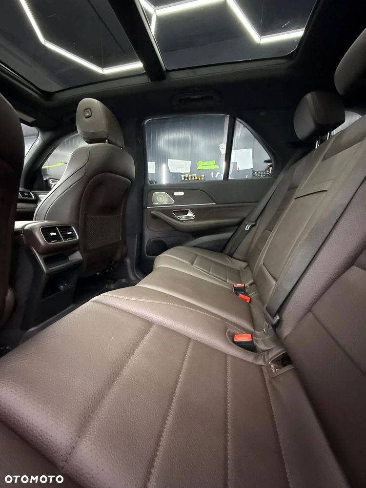 Mercedes-Benz GLE 450 4Matic 9G-TRONIC AMG Line - 11