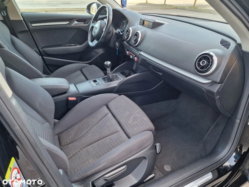 Audi A3 Sportback 1.4 TFSI Attraction - 11