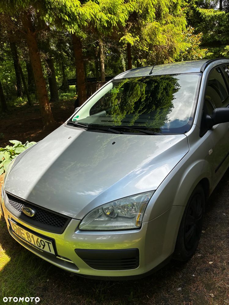 Ford Focus 1.6 Ambiente - 20