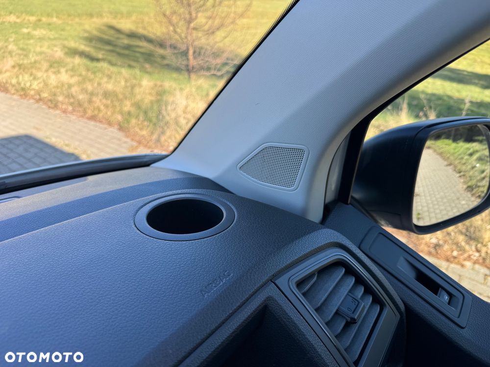 Volkswagen Transporter - 29