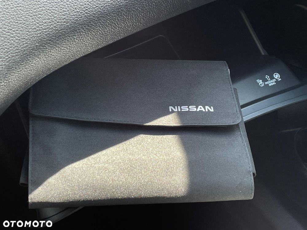 Nissan Qashqai 1.2 DIG-T N-Vision - 24