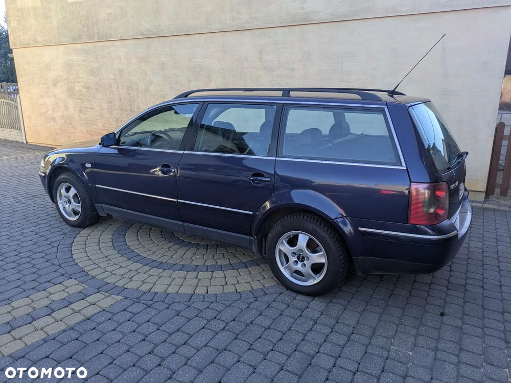 Volkswagen Passat 1.9 TDI Comfortline - 7