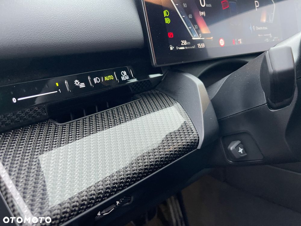 BMW Seria 5 520i mHEV M Sport - 19