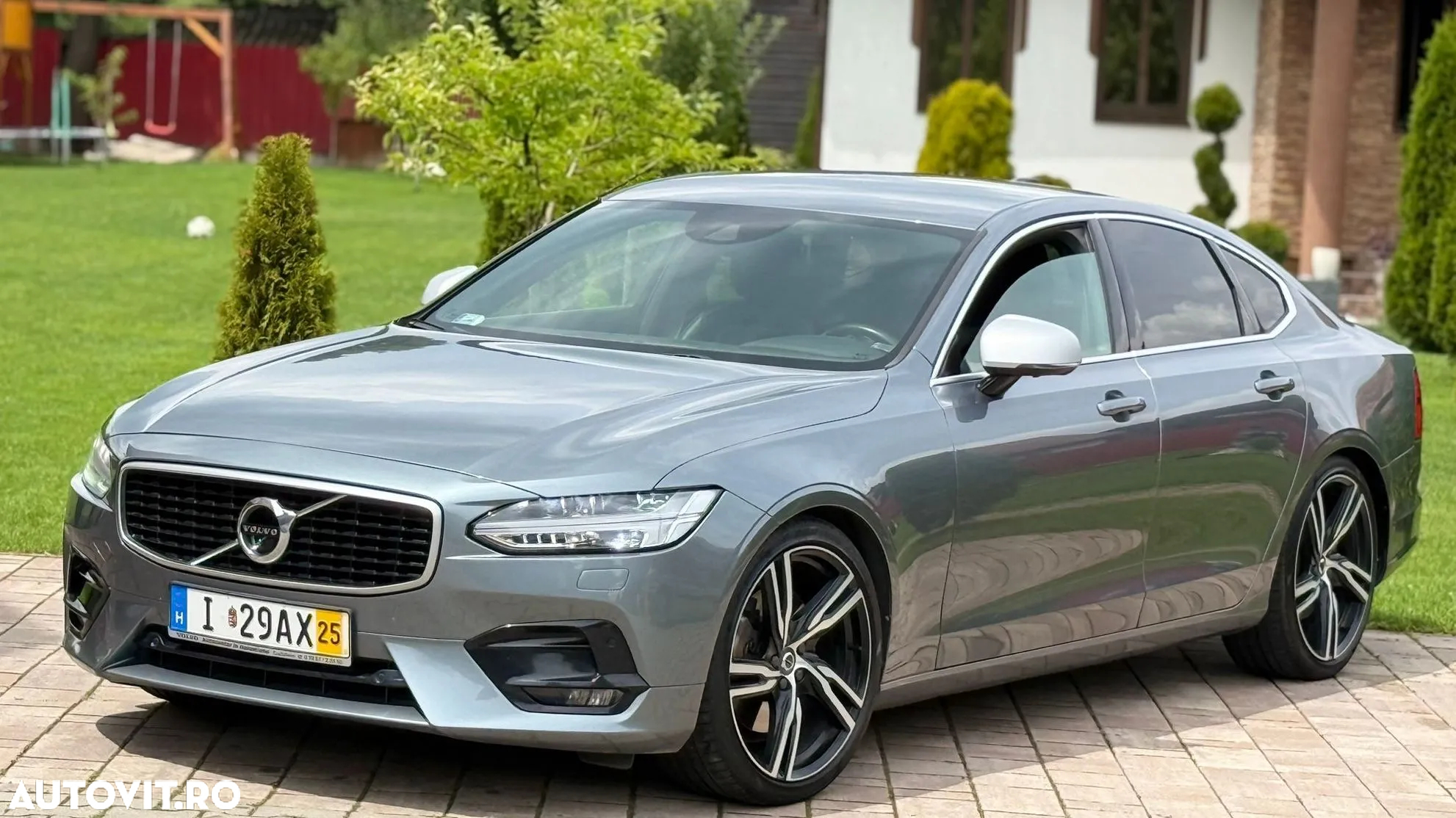 Volvo S90 D5 AWD Geartronic R Design - 8
