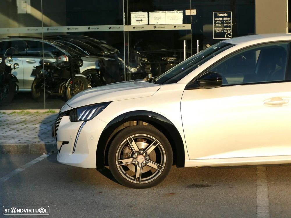 Peugeot e-208 50 kWh GT - 14