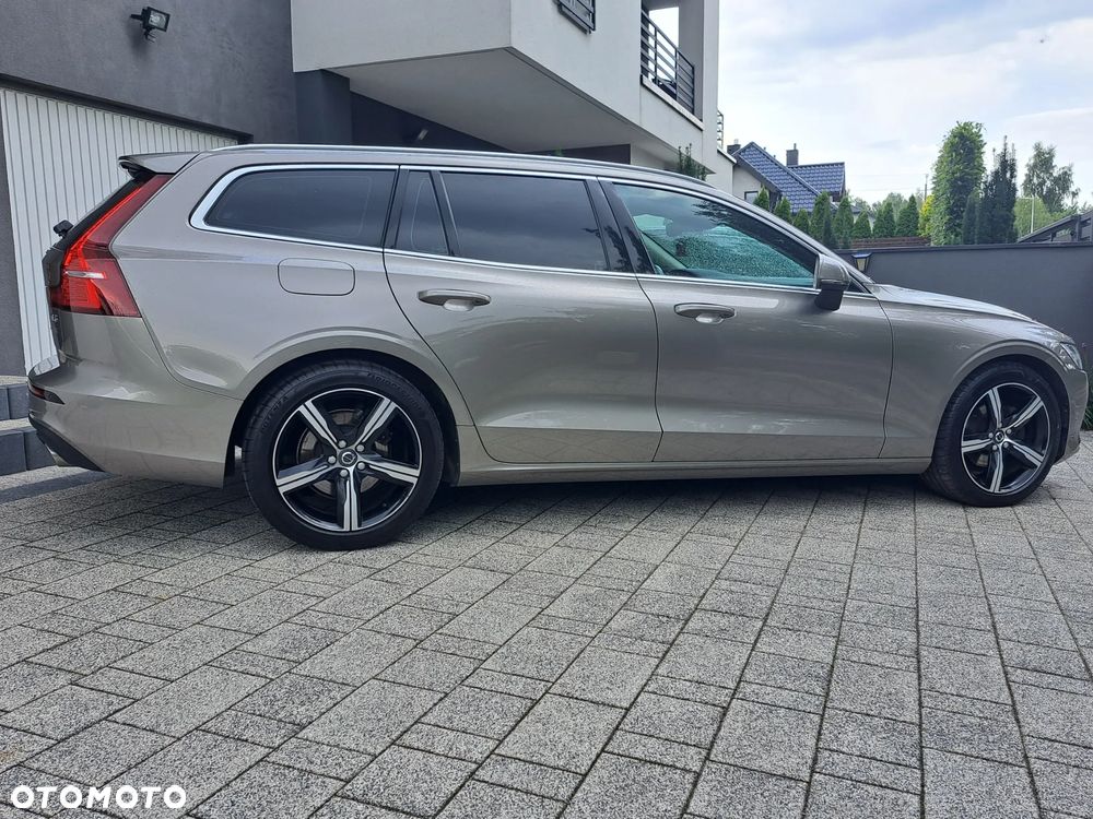 Volvo V60 D3 AWD Geartronic Momentum - 3