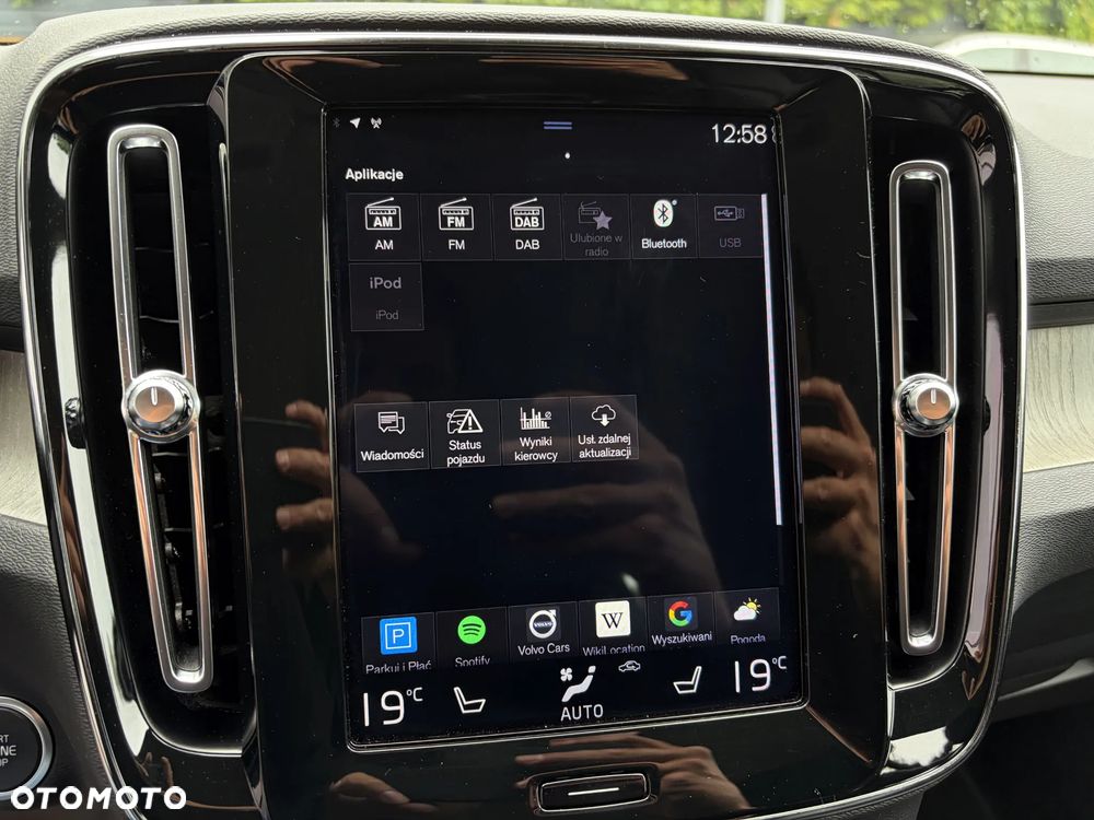 Volvo XC 40 T4 Geartronic Inscription - 28