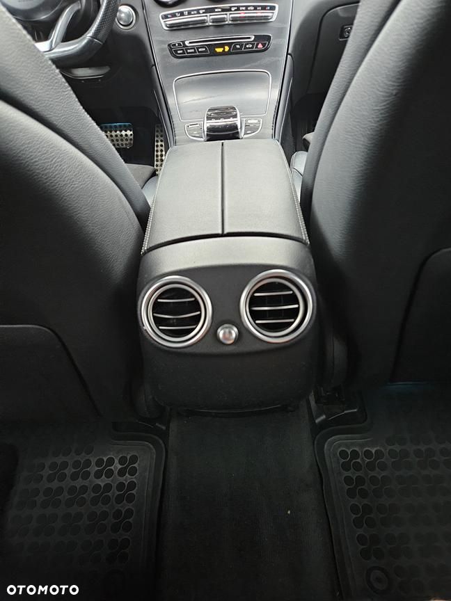 Mercedes-Benz GLC 250 4-Matic - 16