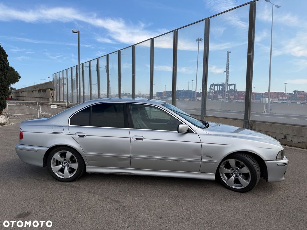BMW Seria 5 - 17